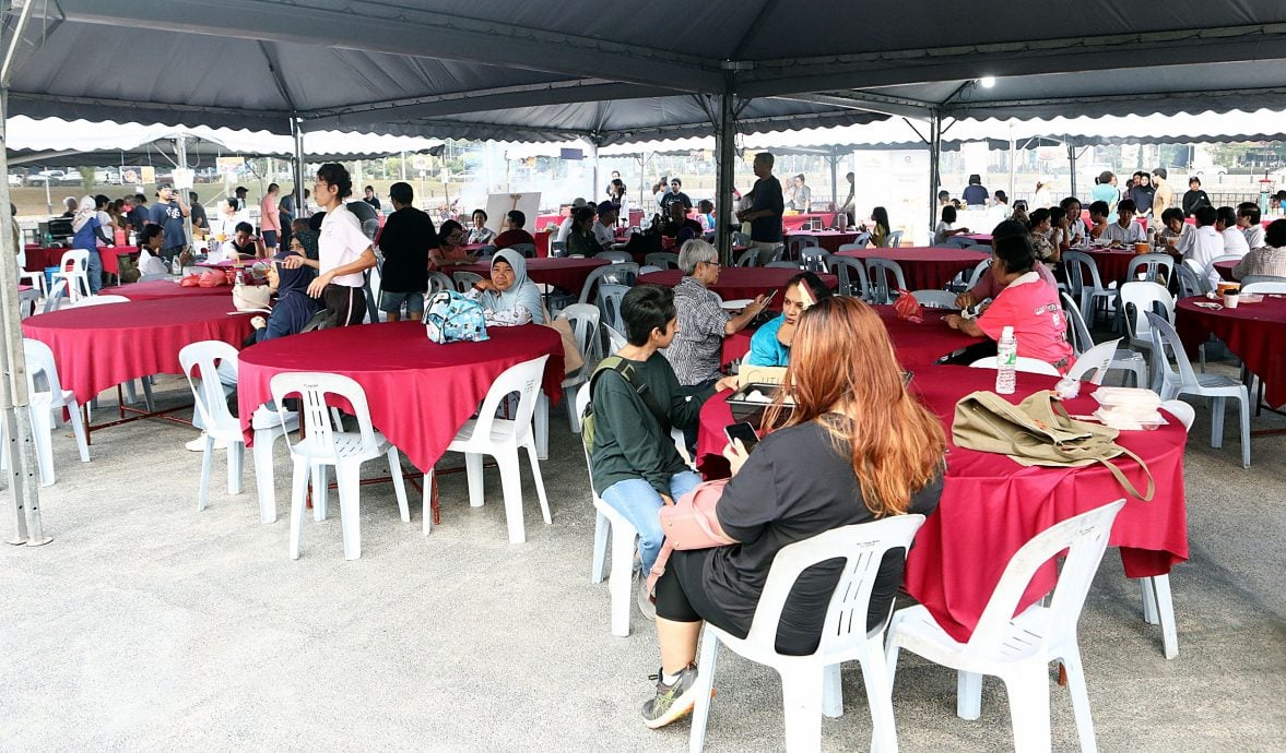 第2版主文-大都会／NASAM义卖会／4图