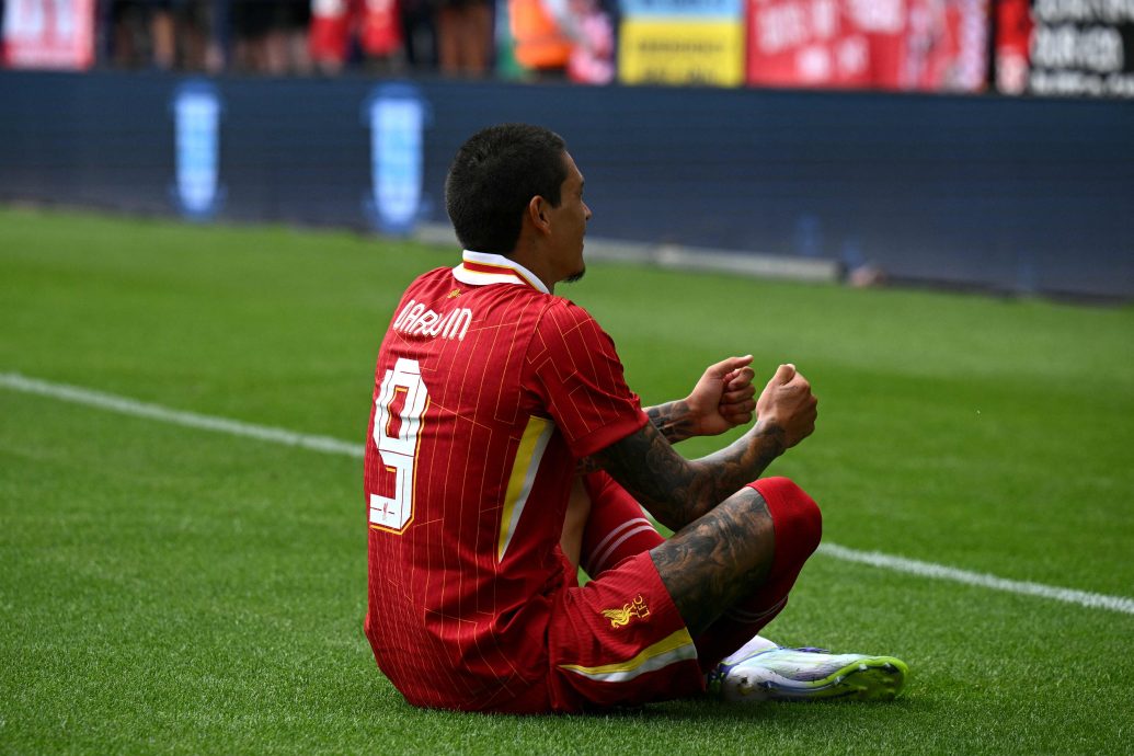 红军热身赛轻取普雷斯顿  双方全场缅怀若塔