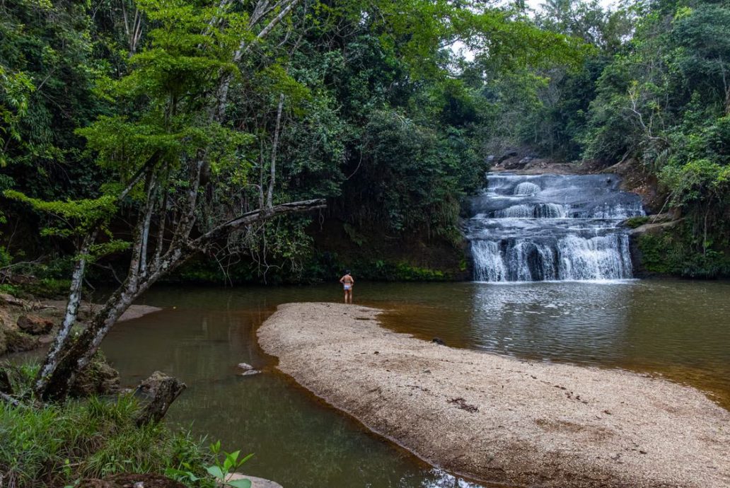 绿量 哥伦比亚小镇：多年遭战争蹂躏 因生态旅游重焕新生