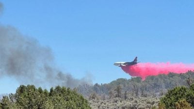 美大峡谷近郊雷击引发大火 至少500游客撤离