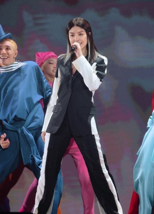 自爆曾想婚后退出乐坛 陈慧琳感谢歌迷包容度高