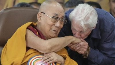 自诩“朴素的佛教僧侣” 　达赖喇嘛迎来90岁生日