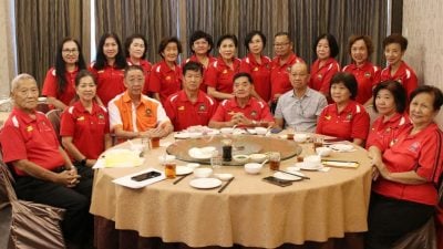芙蓉乐龄公会庆25周年 筹款10万建羽球场与会所