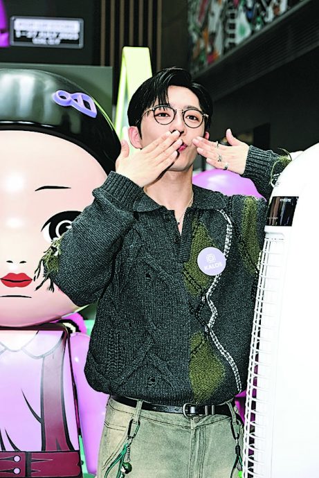 英语对白拍《模范3》 ​吕爵安获李帝勋赞是好演员