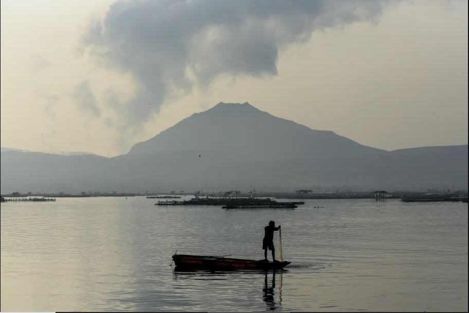 菲律宾斗鸡玩家失踪案传百人遇害 15警察涉杀人被限制行动