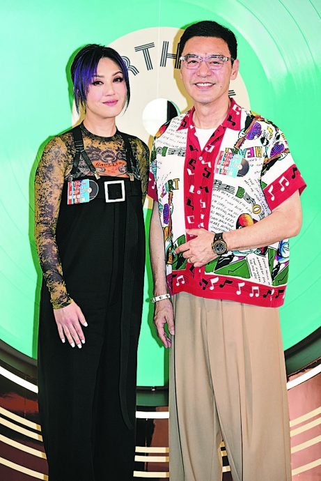 被老公嫌拍照显胖 杨千嬅笑言：要感恩