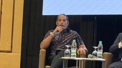要推动医疗体系改革 凯里：财长部长是关键