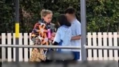 视频| 3姐妹告别悉尼返马 临行送同学礼物道感谢