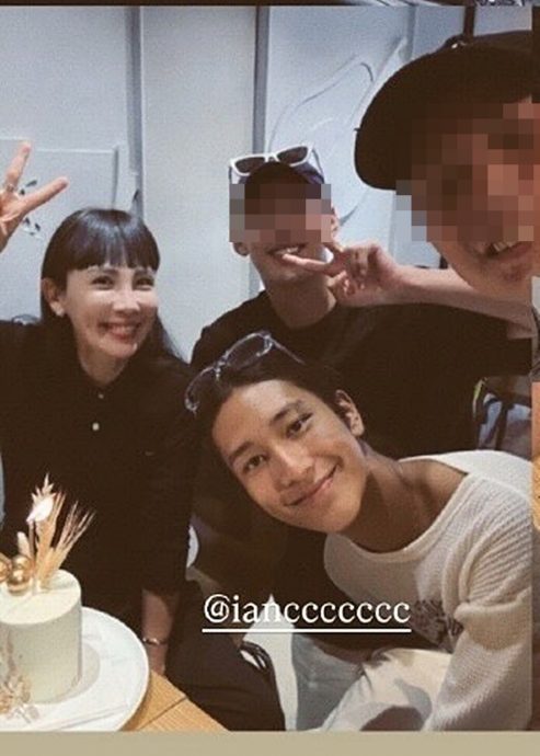 认爱小21岁男友陷风暴 魏如萱电台开麦:对不起