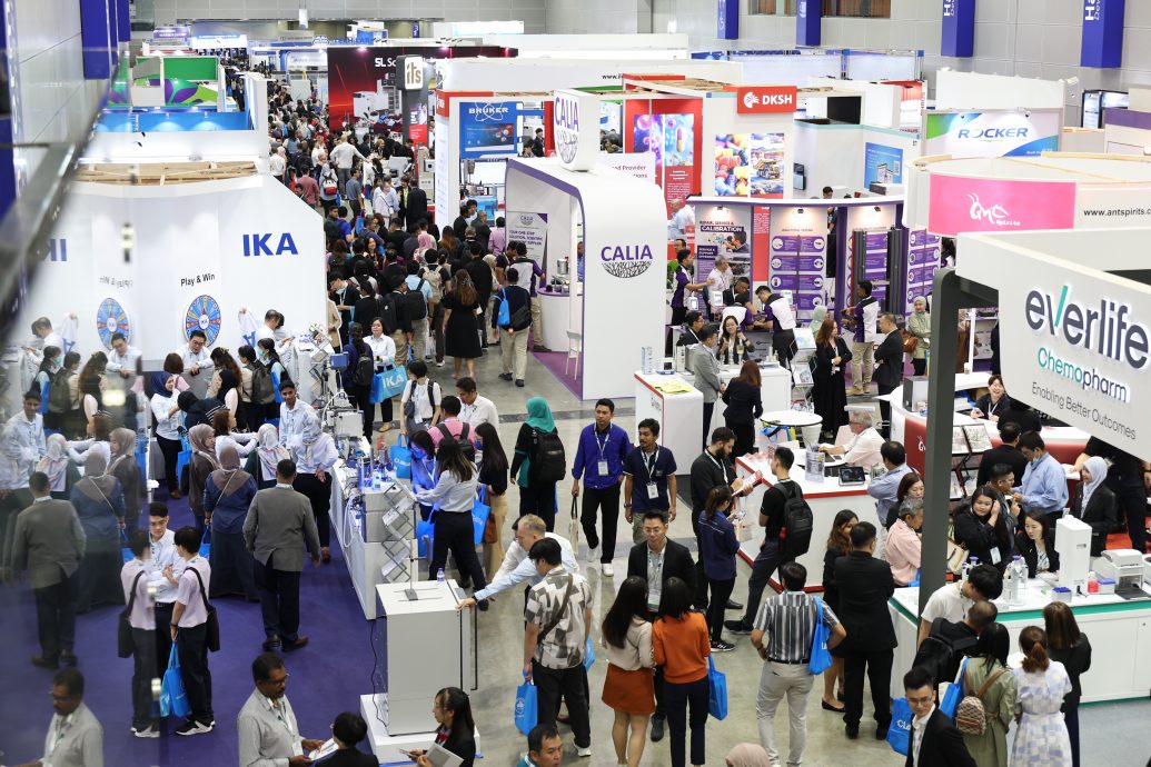 请交维振//明日见报//市场情报下新闻版//LabAsia展览