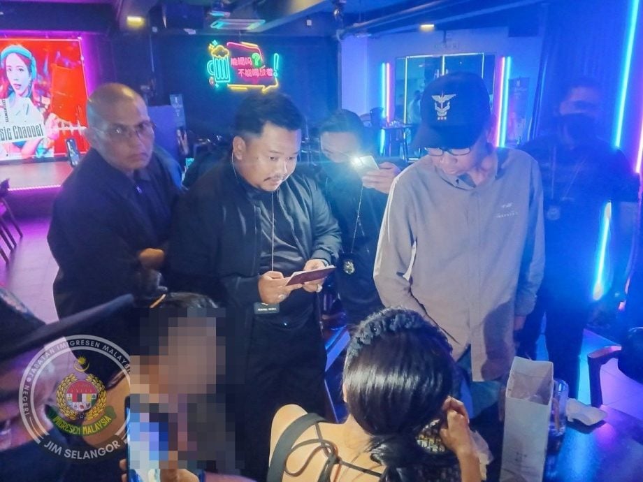 请签发-大都会/移民局突检餐馆 揭非法陪酒与性交易活动/2图