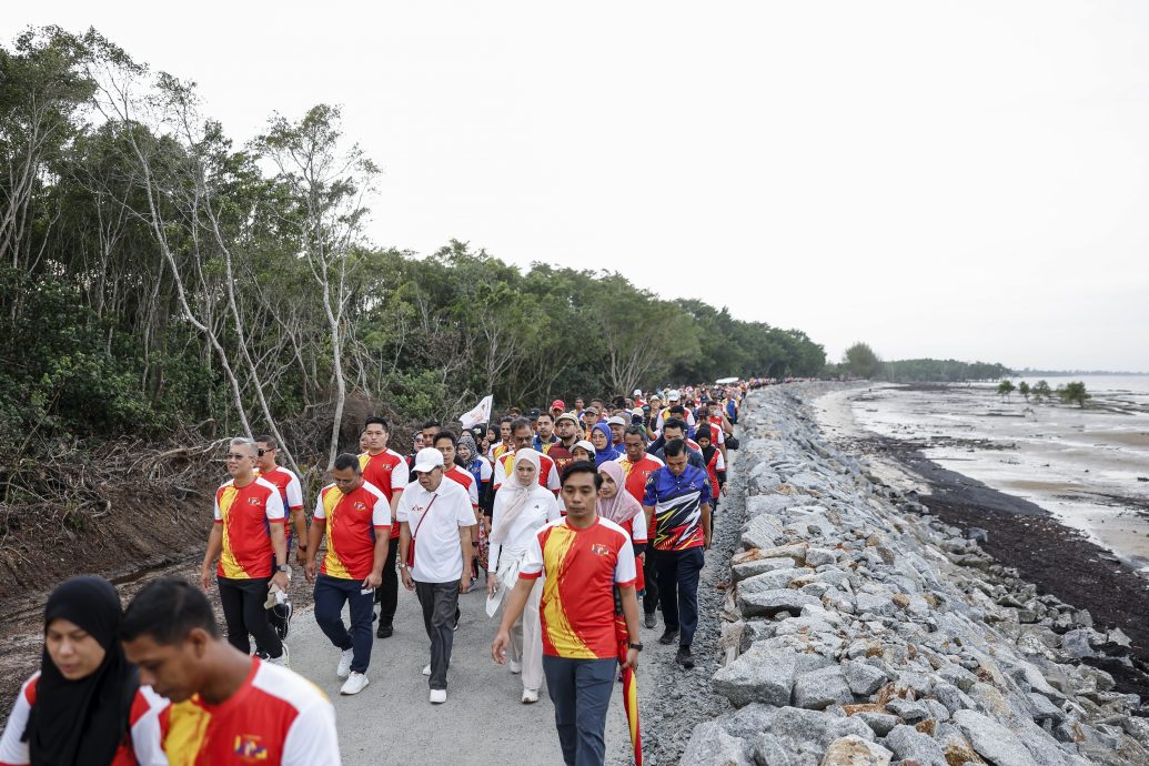 请签发-大都会/雪苏丹伉俪亲临参与KITA 3公里路跑，千余人共襄盛举／4图