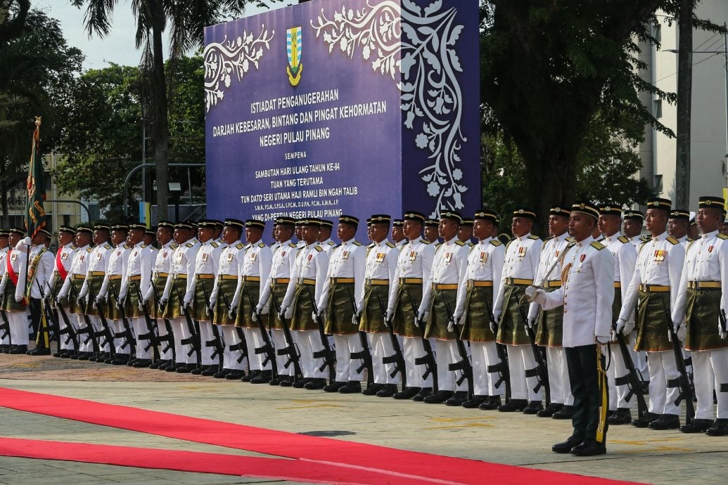 请签发∕第3版主文（大北马）南利达立吁槟民实践对君主制度的尊重