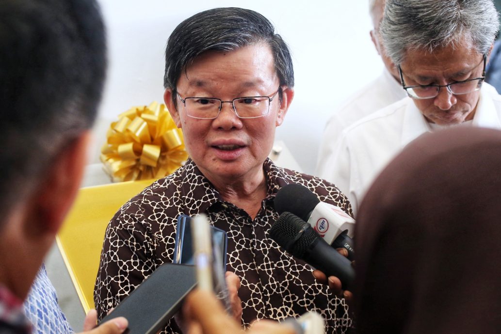 请签发∕第3版主文（大北马）曹观友为槟捎好消息　明年财案拨款增加