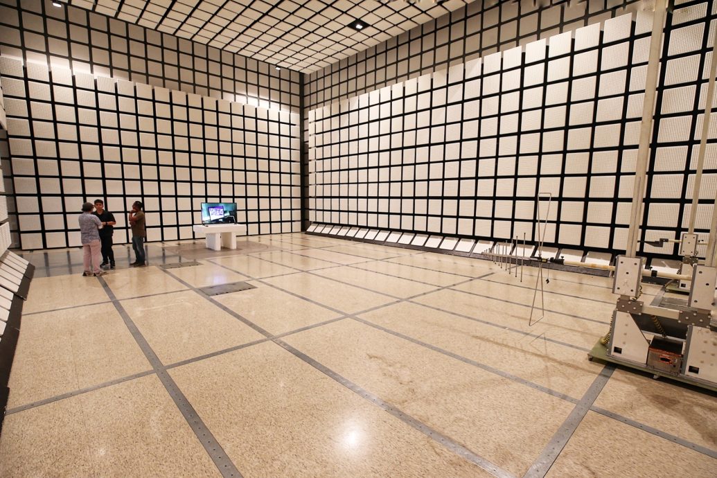 请签发∕第3版主文（大北马）曹观友为槟捎好消息　明年财案拨款增加