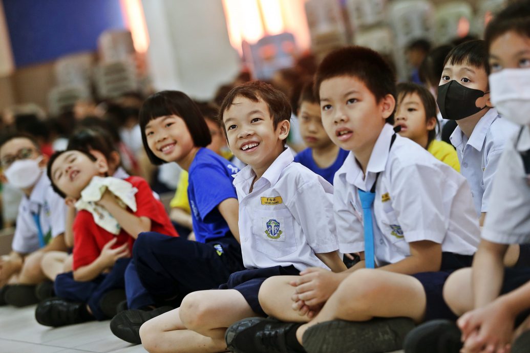 请签发（大北马）2025学生阅报计划有奖填字游戏第一期走入校园