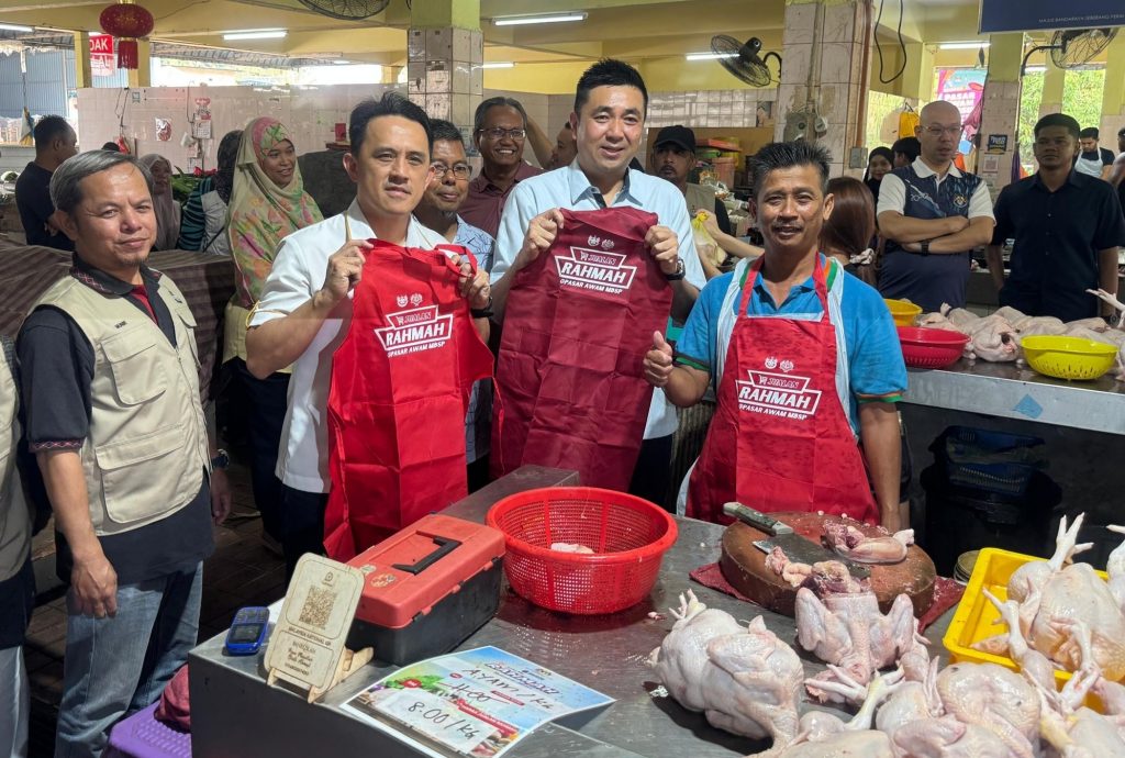 请签发（大北马）威省公共巴刹整洁提升运动推介礼