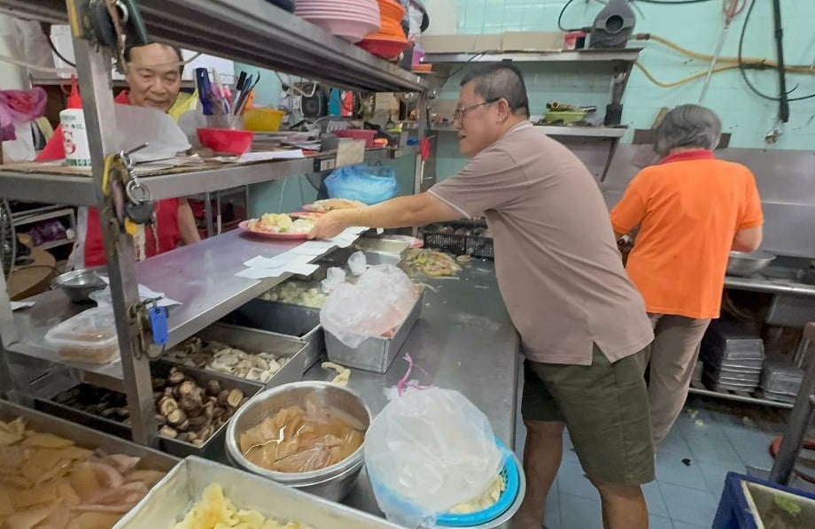 请签发（大北马）街坊42年集体回忆，南美园辉记火锅谢幕