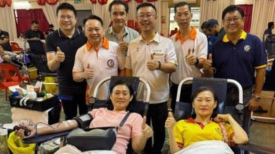 最豪捐血活动 赠金片 短短两小时筹获逾百包血浆