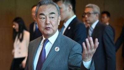 谈美中关系 王毅：要加强接触防止误判