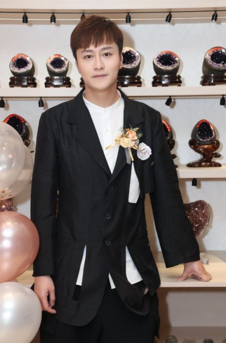 谢东闵8月来马拍戏 否认因情伤消瘦