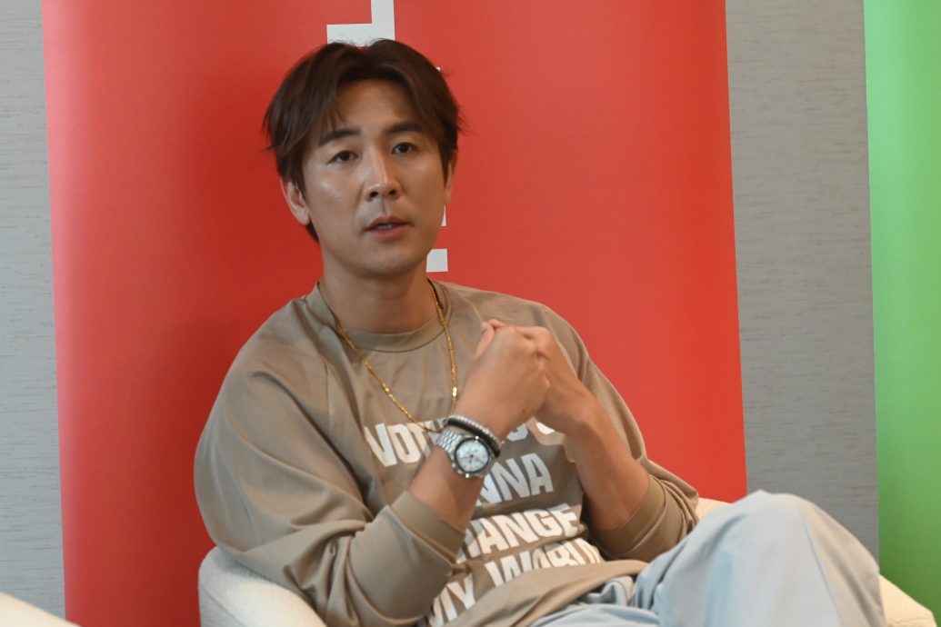 谭俊彦为给狄龙送惊喜 招认对父母谎报行程