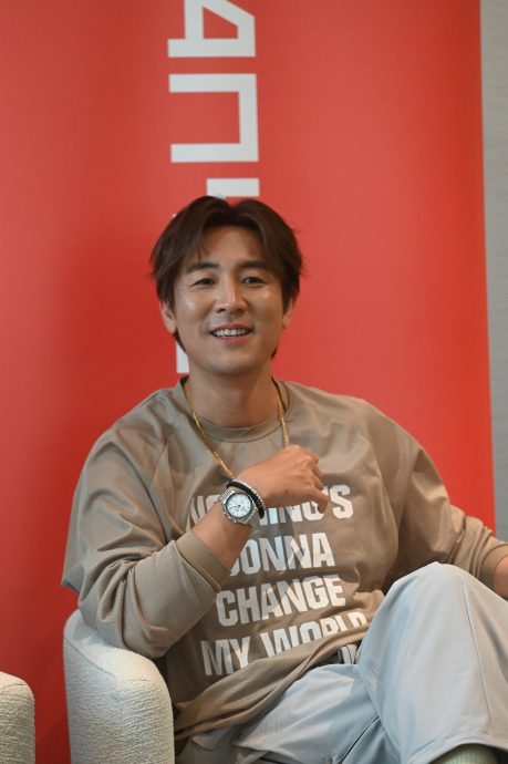 谭俊彦为给狄龙送惊喜 招认对父母谎报行程