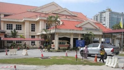 近打8政府诊所数字化转型 挂号诊治配药更省时