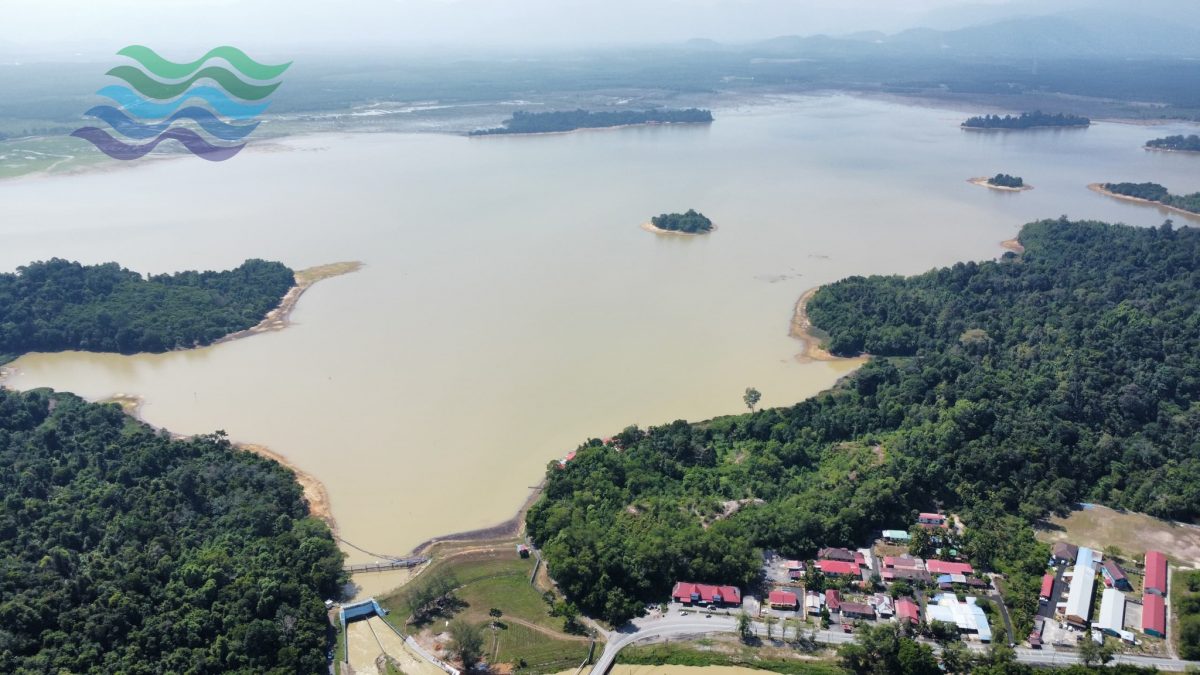 连14天处三级临界水平 武吉美拉水坝距中断水位0.02公尺