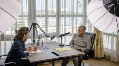 敦马：勿屈服特朗普贸易战 东盟应加强与华关系