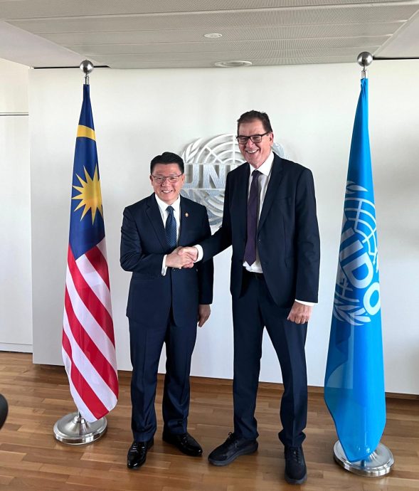 重签取代/倪可敏受邀出席世界城市峰会 晤UNIDO谈低碳工业园