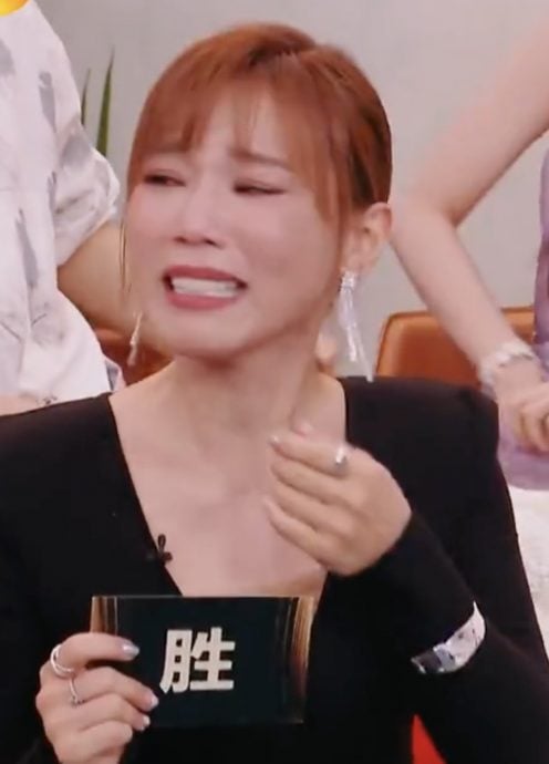 铁肺歌后低谷卖房3年 李佳薇重返《歌手》泪崩告白