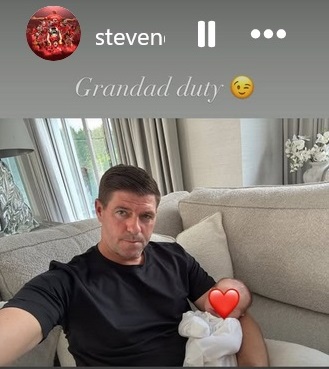 长女喜生女娃  45岁杰拉德升当外公