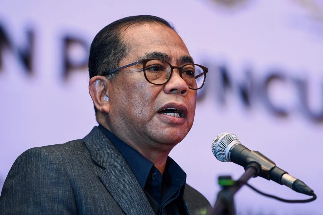 防长:采购第三批滨海任务舰(LMS)的决定,预料将在本月杪提呈的第十三大马计划后才会敲定/艾瑾处理