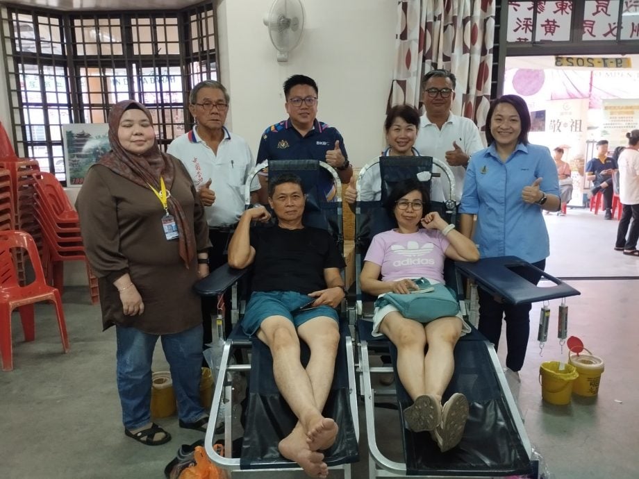霹昆仑喇叭香功联谊会  