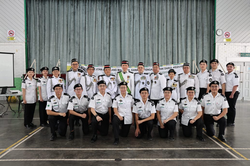 霹雳中区圣约翰宣誓与晋升典礼 表扬队员服务贡献