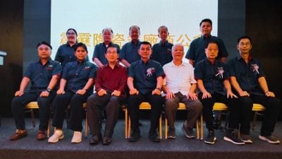 陈洲平吁组织团体   多关注政策提有效意见 