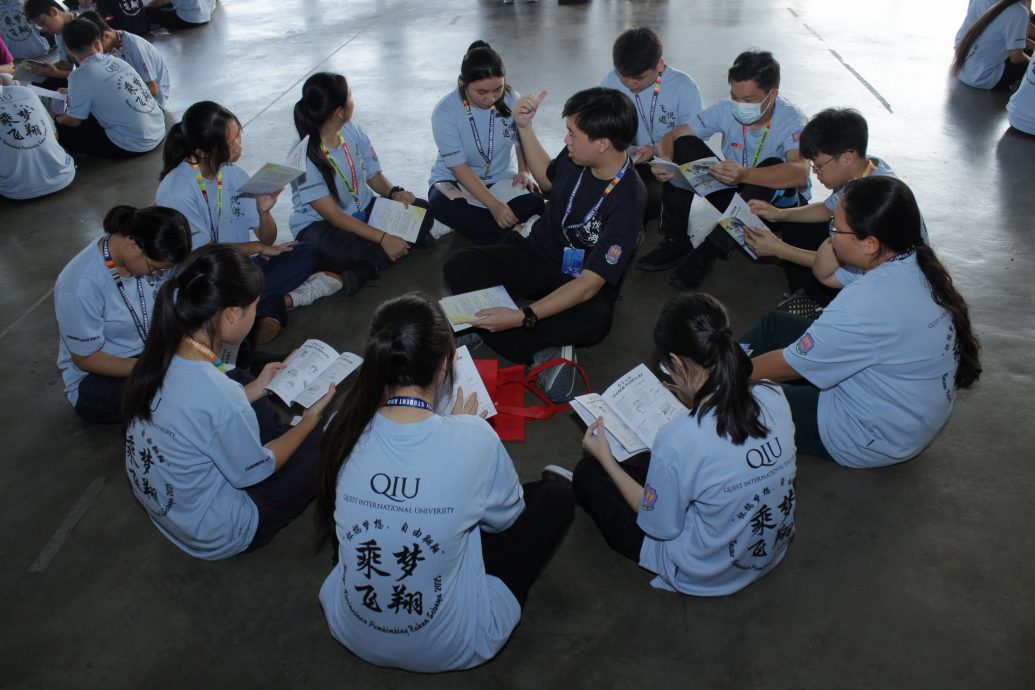 霹：学海学记|校园报道|主文|女中三德联办培训营 培育责任感同理心