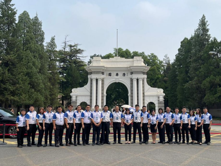 青运赴库布齐沙漠与清华大学交流 推动青年环保与国际合作