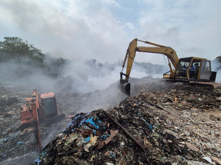 非法垃圾场大火毁4亩山林 庆幸水源未受污染