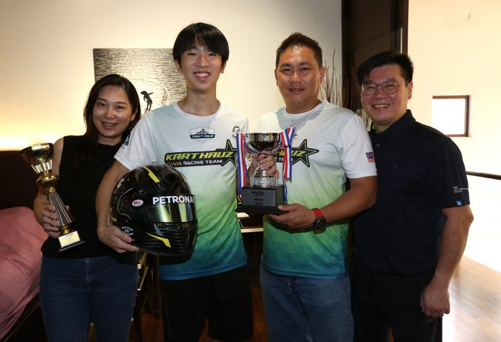 预编31日见报/大都会-星洲人VIP/卡丁车队在国际赛拿奖