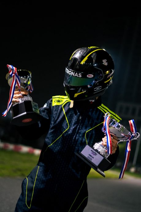 预编31日见报/大都会-星洲人VIP/卡丁车队在国际赛拿奖