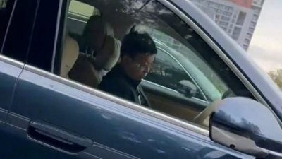 首次回应开车睡觉事件 余承东：是在看手机，已自首