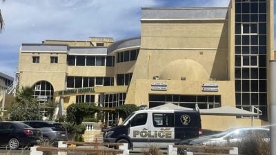 驳船在苏伊士湾倾覆 4死22伤数人失踪
