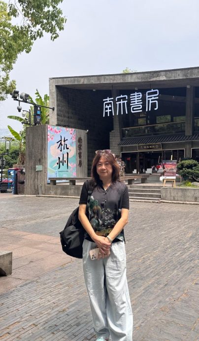 (1/8见报)大都会/色彩无界展览(社区精彩主文)