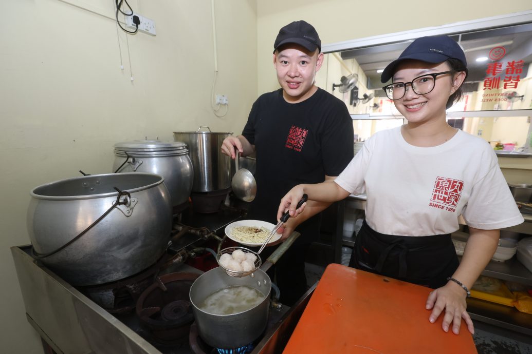 （19/7见报）大都会/吃货来啰-一碗鱼丸面，三代人飘香/12图