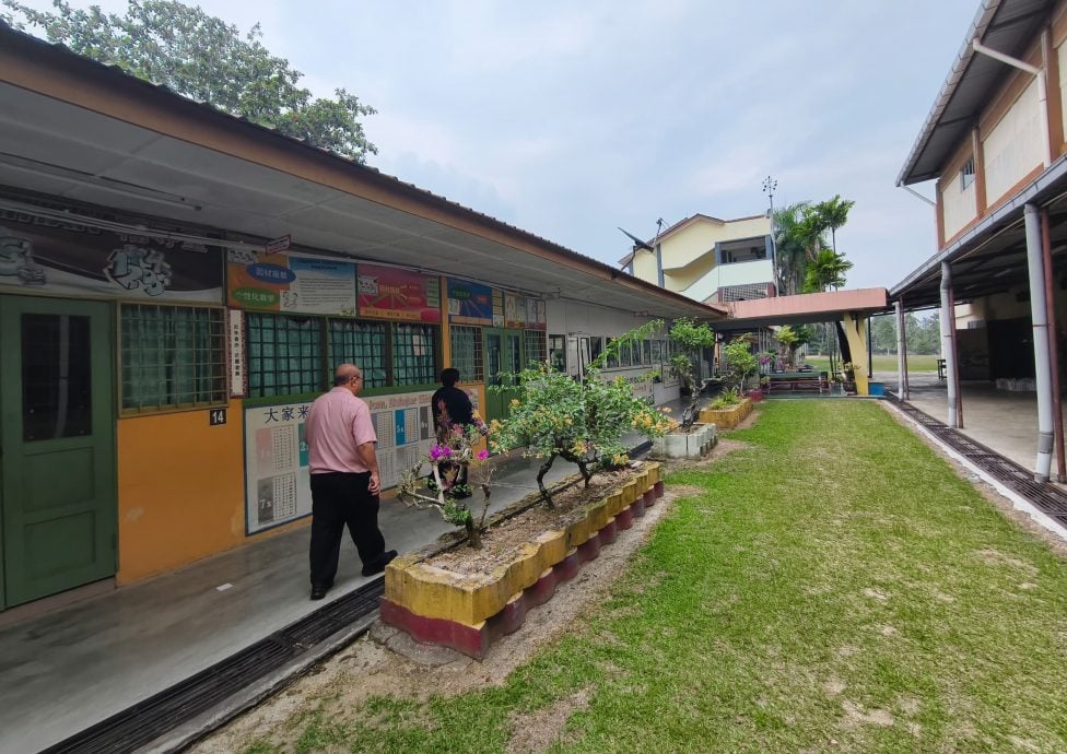 （28/7见报）大都会/《校园我董》：沙沙兰中华小学董事长郭坤成