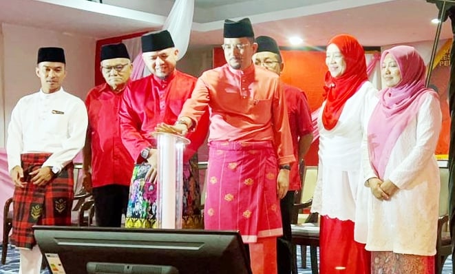 (全国版)阿斯拉夫:希盟当反对党也曾集会,应接受面对国盟“倒安华大集会”