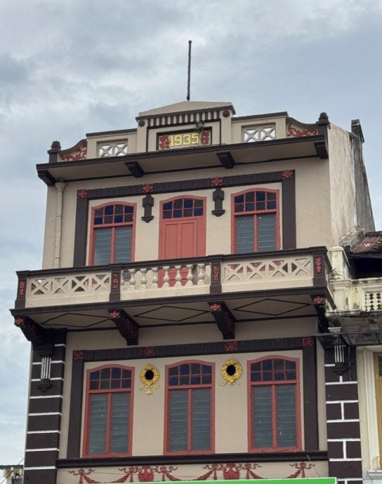 (古城封底主文)《用眼睛去旅游》:祈安律及甘榜爪哇