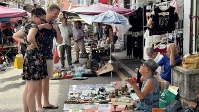 海山街跳蚤市场 寻宝乐   租金便宜 邀加入摆摊